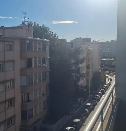 Apartment Croisette Immo 1 Rue Cirodde *